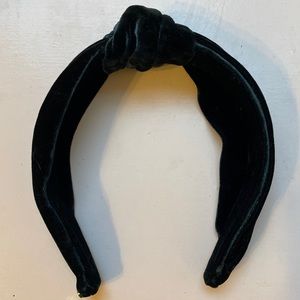 Dew Edit Velvet Green Headband